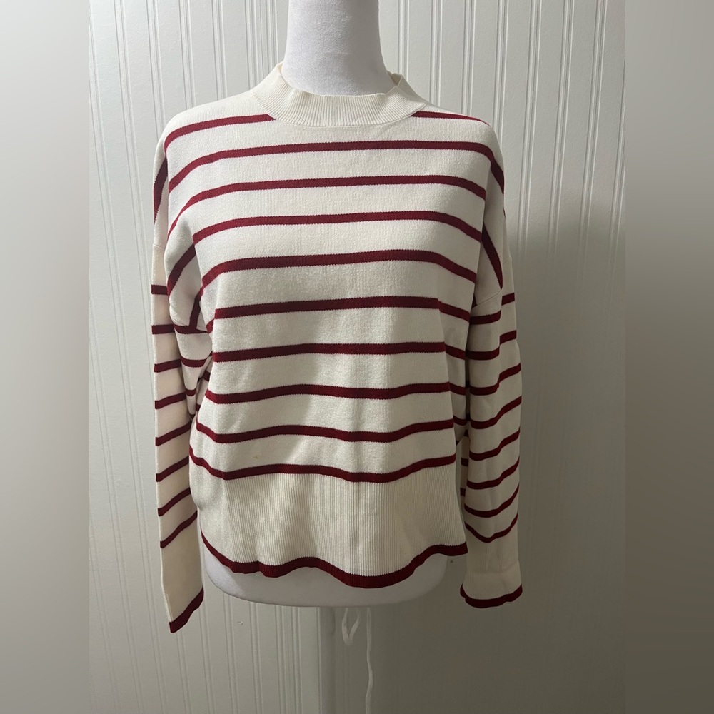 MNG White Sweater with Red Stripes HOLIDAY READY 🎄